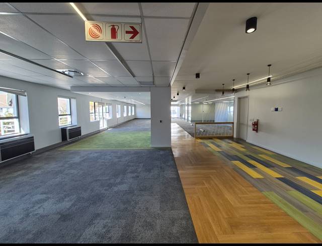 666M² OFFICE TO LET IN WOODMEAD